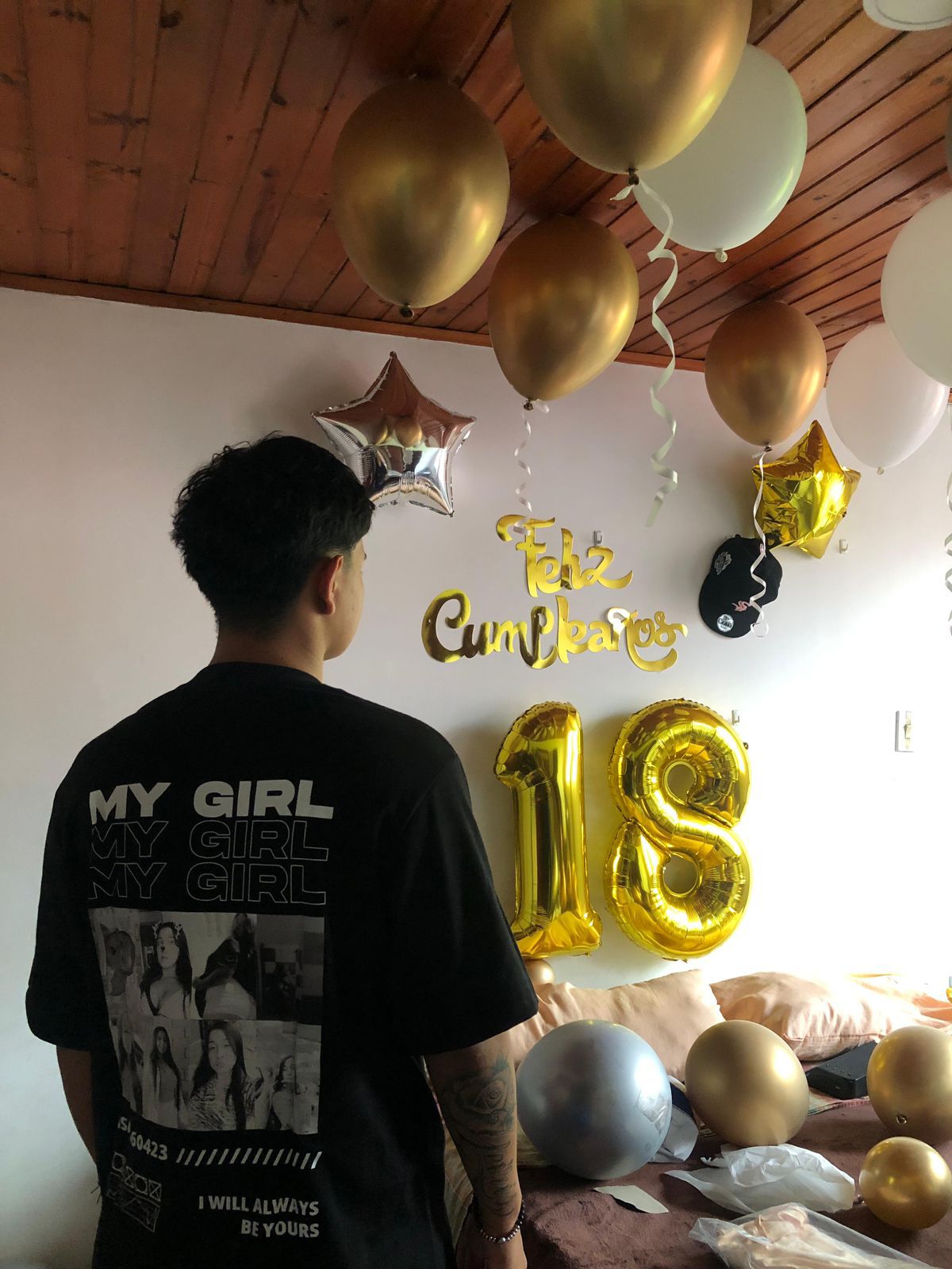 PERSONALIZA TU CAMISETA🖤